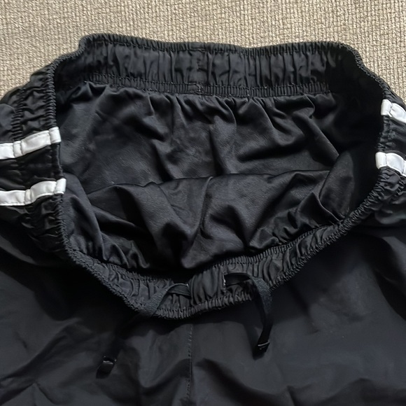 Nike Dri-Fit Tempo Running Shorts - Picture 3 of 6